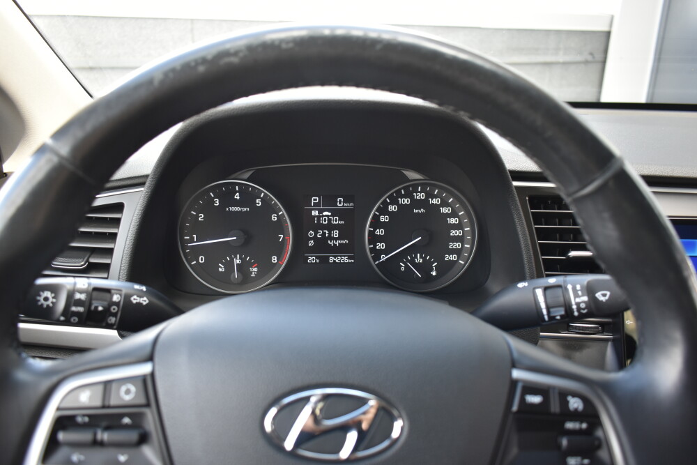 Hyundai Elantra VI (AD) Казань  - изображение 11