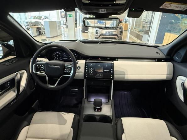 Land Rover Discovery Sport I Рестайлинг с пробегом 2024 года, цена 6 300 000 рублей, 1000 км, внедорожник, Автокод Объявления