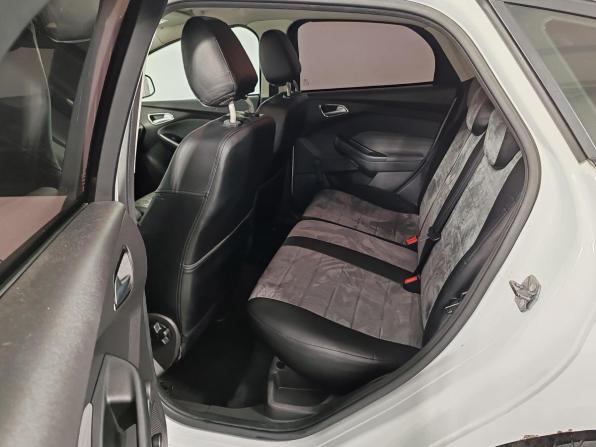 Ford Focus III с пробегом 2012 года, цена 619 000 рублей, 194832 км, хэтчбек, Автокод Объявления