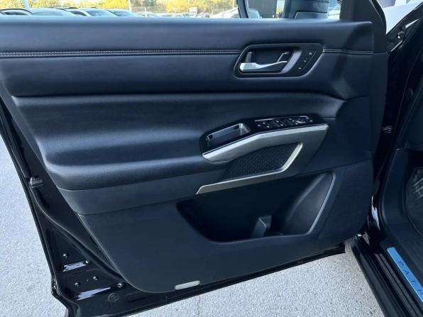 Nissan Pathfinder V с пробегом 2021 года, цена 5 199 000 рублей, 97812 км, внедорожник, Автокод Объявления