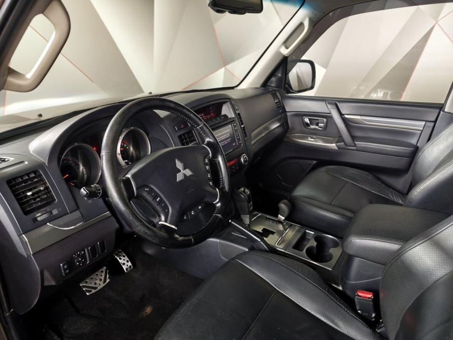 Mitsubishi Pajero IV Рестайлинг 1 Москва  - изображение 19