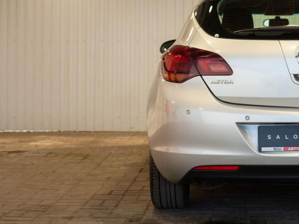 Opel Astra J с пробегом 2011 года, цена 795 000 рублей, 161884 км, хэтчбек, Автокод Объявления