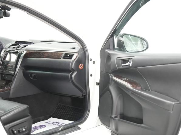 Toyota Camry VII (XV50) Рестайлинг с пробегом 2016 года, цена 1 910 000 рублей, 225401 км, седан, Автокод Объявления