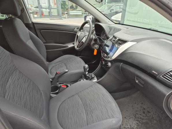 Hyundai Solaris I Рестайлинг с пробегом 2015 года, цена 845 000 рублей, 115284 км, седан, Автокод Объявления