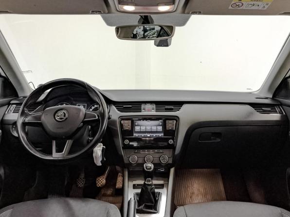 Skoda Octavia III (A7) Рестайлинг с пробегом 2019 года, цена 1 185 000 рублей, 171353 км, лифтбек, Автокод Объявления