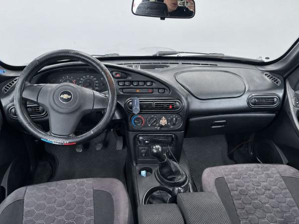 Chevrolet Niva I Рестайлинг с пробегом 2016 года, цена 589 000 рублей, 261277 км, внедорожник, Автокод Объявления