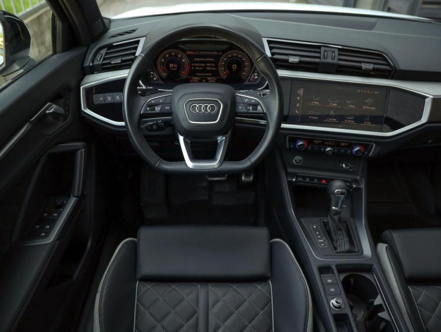 Audi Q3 II (F3) Санкт-Петербург  - изображение 13