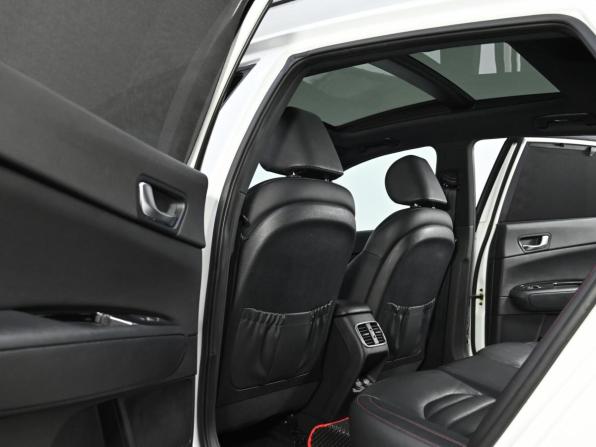Kia Optima IV с пробегом 2017 года, цена 1 349 000 рублей, 123000 км, седан, Автокод Объявления