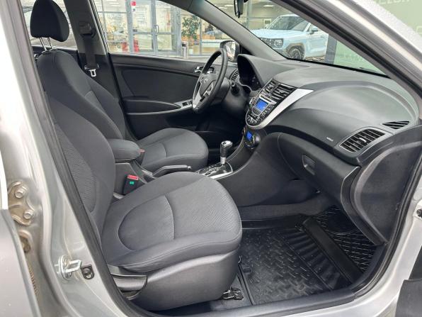 Hyundai Solaris I с пробегом 2011 года, цена 995 000 рублей, 56608 км, седан, Автокод Объявления