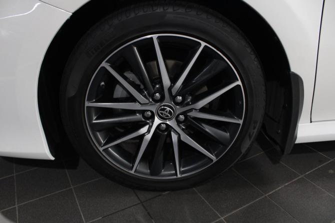 Toyota Camry VIII (XV70) Рестайлинг с пробегом 2021 года, цена 3 500 000 рублей, 75362 км, седан, Автокод Объявления