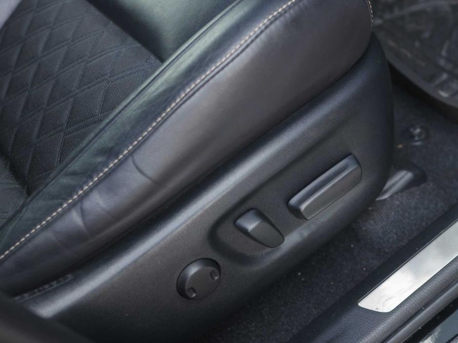 Toyota Harrier III (XU60) Рестайлинг Новосибирск  - изображение 17
