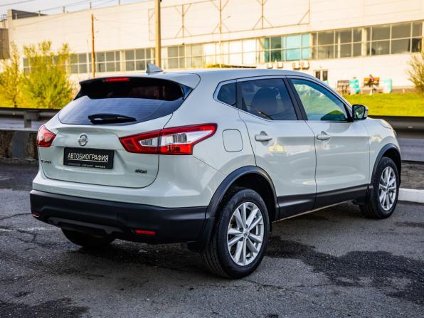 Nissan Qashqai II с пробегом 2018 года, цена 1 578 000 рублей, 92844 км, внедорожник, Автокод Объявления