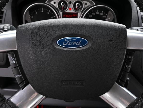 Ford C-MAX I Рестайлинг с пробегом 2008 года, цена 749 000 рублей, 257485 км, компактвэн, Автокод Объявления