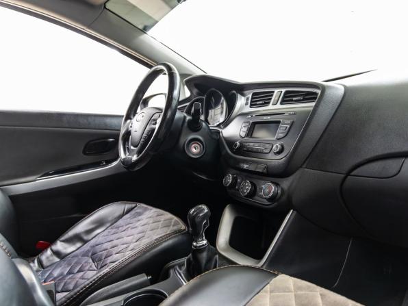 Kia Ceed II с пробегом 2012 года, цена 788 000 рублей, 184502 км, хэтчбек, Автокод Объявления