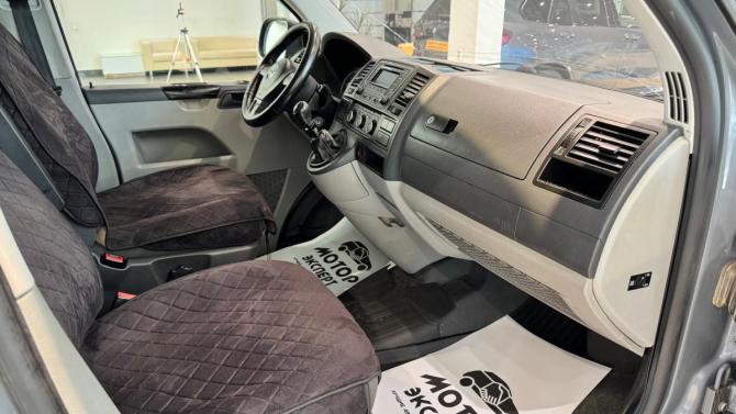 Volkswagen Caravelle T5 Рестайлинг с пробегом 2012 года, цена 1 570 000 рублей, 325383 км, минивэн, Автокод Объявления