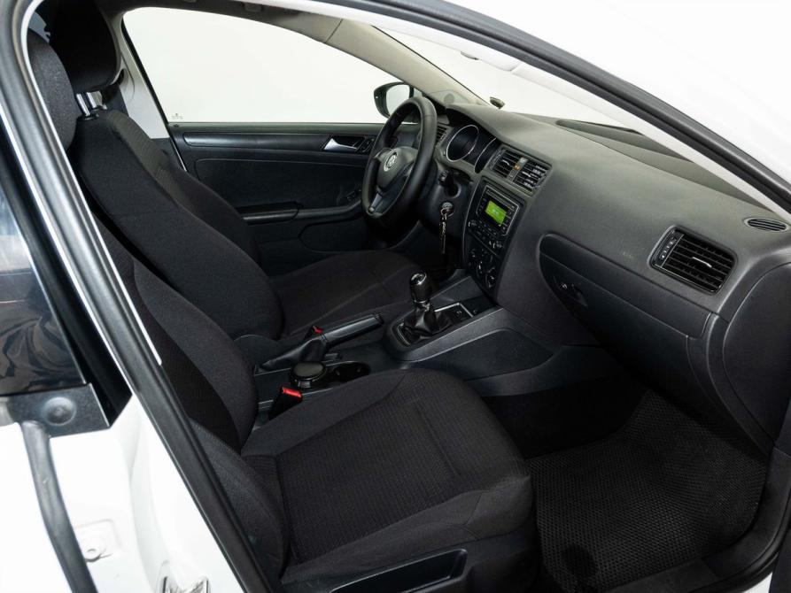 Volkswagen Jetta VI Рестайлинг Казань  - изображение 6