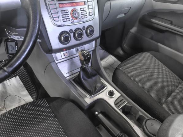 Ford Focus II Рестайлинг с пробегом 2009 года, цена 445 300 рублей, 174850 км, седан, Автокод Объявления