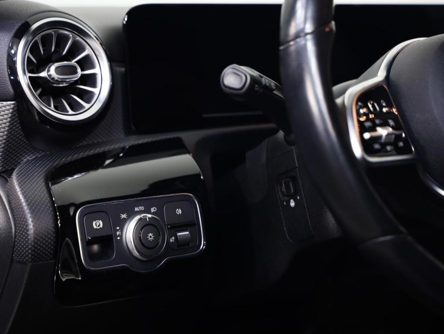 Mercedes-Benz A-Класс IV (W177) Санкт-Петербург  - изображение 19