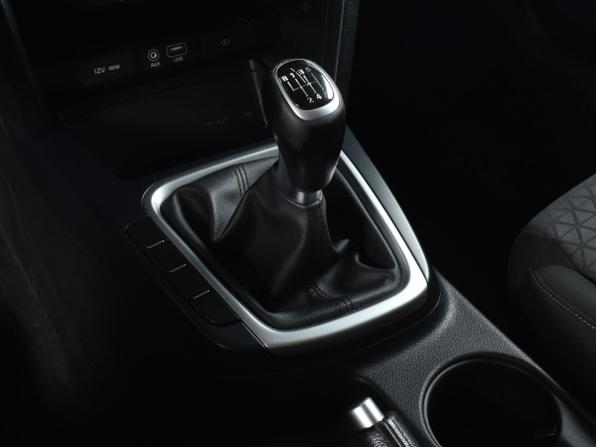 Kia Ceed III с пробегом 2018 года, цена 1 669 999 рублей, 79718 км, хэтчбек, Автокод Объявления