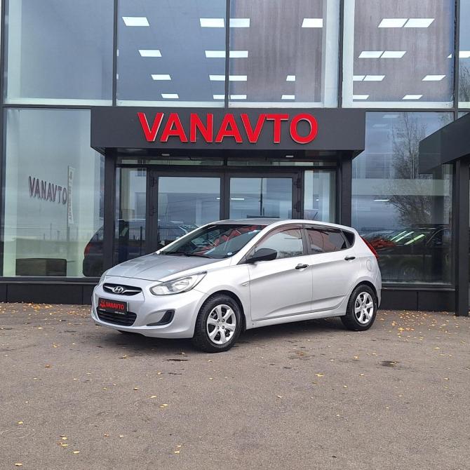 Hyundai Solaris I Азнакаево  - изображение 1