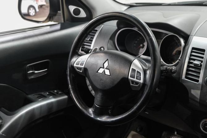 Mitsubishi Outlander II с пробегом 2008 года, цена 1 199 000 рублей, 220000 км, внедорожник, Автокод Объявления