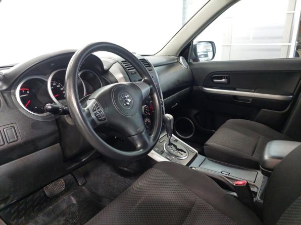 Suzuki Grand Vitara II Рестайлинг с пробегом 2010 года, цена 1 170 000 рублей, 111963 км, внедорожник, Автокод Объявления