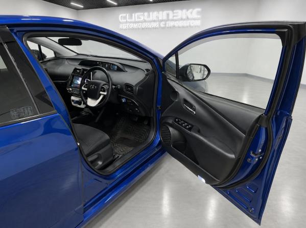 Toyota Prius IV (XW50) с пробегом 2018 года, цена 1 450 000 рублей, 239351 км, лифтбек, Автокод Объявления