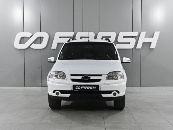 Chevrolet Niva I Рестайлинг с пробегом 2015 года, цена 749 000 рублей, 181726 км, внедорожник, Автокод Объявления