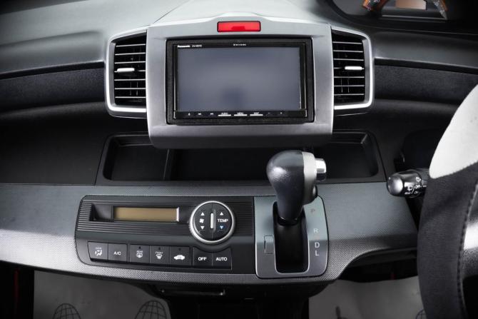 Honda Freed I с пробегом 2010 года, цена 1 149 000 рублей, 181254 км, компактвэн, Автокод Объявления