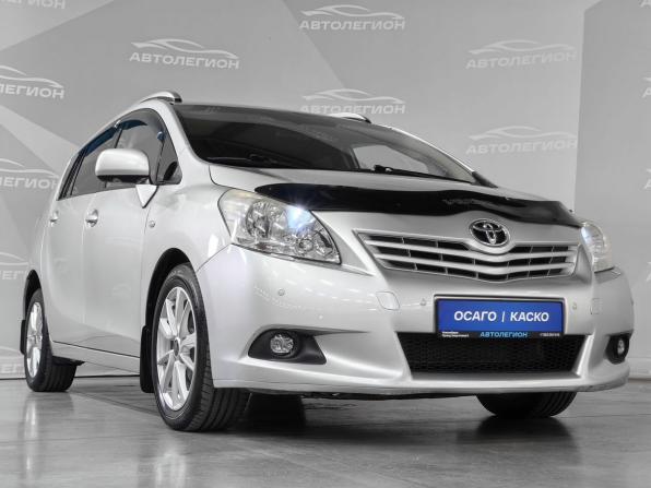 Toyota Verso I с пробегом 2010 года, цена 900 000 рублей, 250000 км, компактвэн, Автокод Объявления