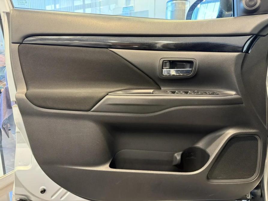 Mitsubishi Outlander III Рестайлинг 3 Подольск  - изображение 11