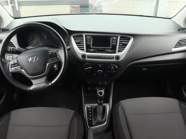 Hyundai Solaris II с пробегом 2019 года, цена 1 411 000 рублей, 109000 км, седан, Автокод Объявления