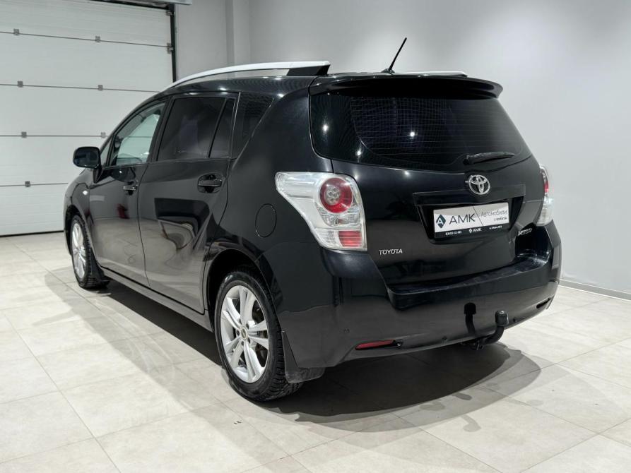 Toyota Verso I Екатеринбург  - изображение 8