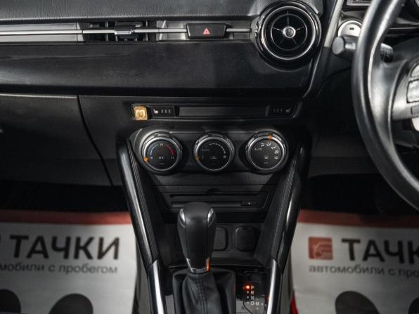 Mazda Demio IV (DJ) с пробегом 2016 года, цена 1 095 000 рублей, 124616 км, хэтчбек, Автокод Объявления