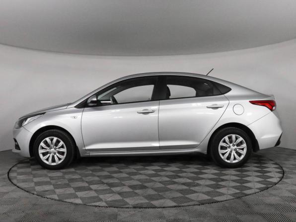 Hyundai Solaris II с пробегом 2017 года, цена 1 120 000 рублей, 131500 км, седан, Автокод Объявления