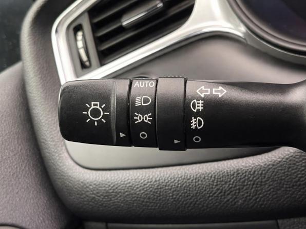 Kia Ceed II Рестайлинг с пробегом 2017 года, цена 1 197 000 рублей, 126925 км, хэтчбек, Автокод Объявления