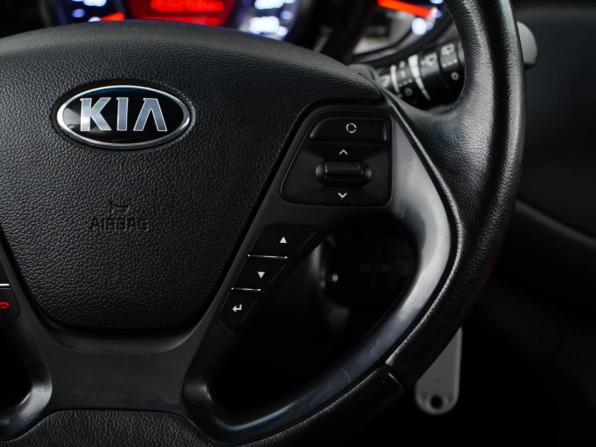 Kia Ceed II Рестайлинг с пробегом 2018 года, цена 1 150 000 рублей, 197184 км, хэтчбек, Автокод Объявления