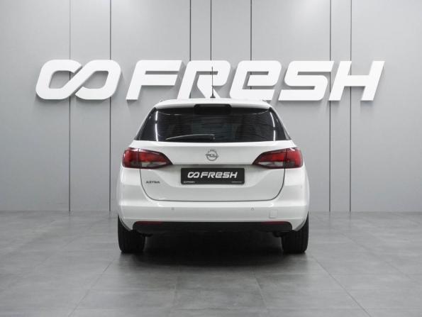Opel Astra K Рестайлинг с пробегом 2019 года, цена 1 259 000 рублей, 127171 км, универсал, Автокод Объявления