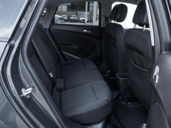 Opel Astra J Рестайлинг с пробегом 2012 года, цена 745 000 рублей, 246652 км, седан, Автокод Объявления