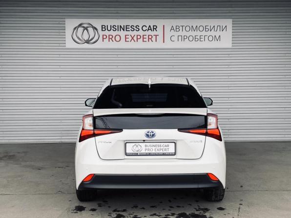 Toyota Prius IV Рестайлинг (XW50) с пробегом 2019 года, цена 2 329 000 рублей, 68974 км, хэтчбек, Автокод Объявления