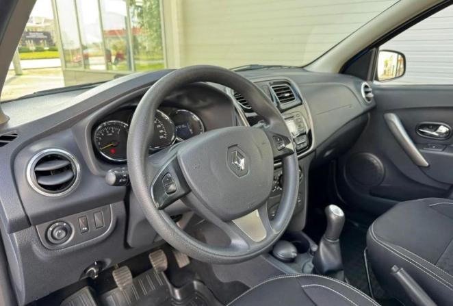 Renault Logan I Рестайлинг с пробегом 2014 года, цена 970 000 рублей, 47210 км, седан, Автокод Объявления