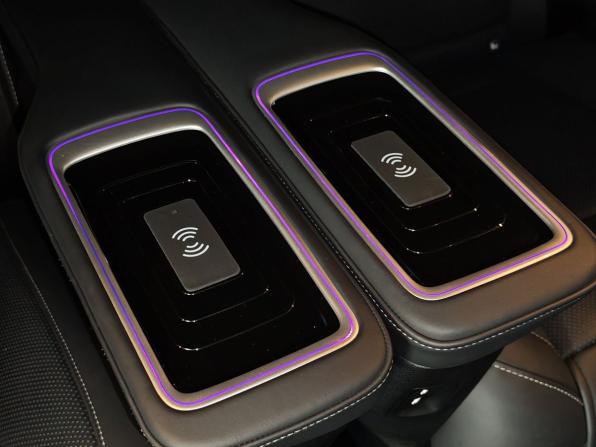 Mercedes-Benz V-Класс III (W447) Рестайлинг 2 с пробегом 2025 года, цена 11 461 000 рублей, 16524 км, минивэн, Автокод Объявления