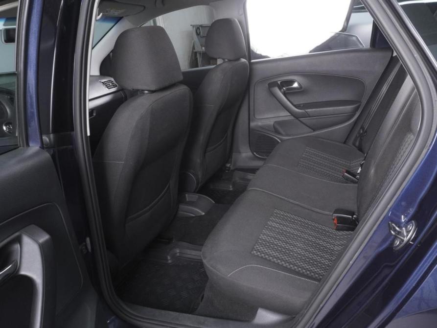 Volkswagen Polo V Рестайлинг Ростов-на-Дону  - изображение 11