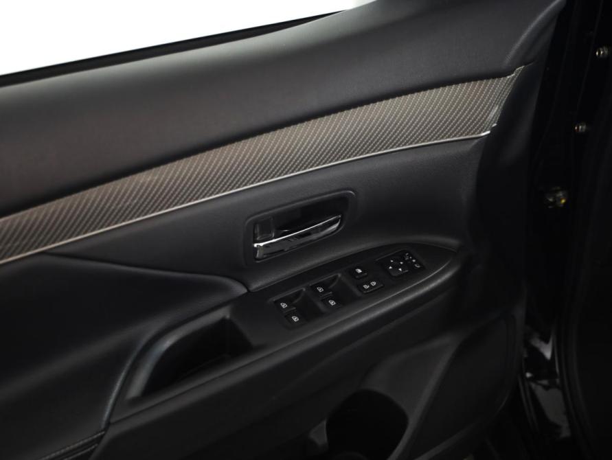 Mitsubishi Outlander III Рестайлинг 3 Санкт-Петербург  - изображение 22