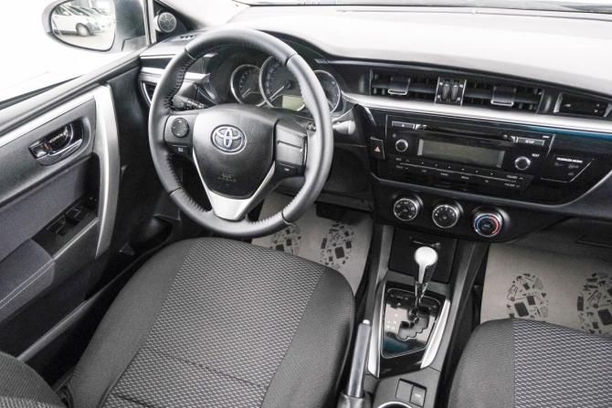 Toyota Corolla XI (E160 E170 E180) с пробегом 2013 года, цена 1 299 000 рублей, 162130 км, седан, Автокод Объявления