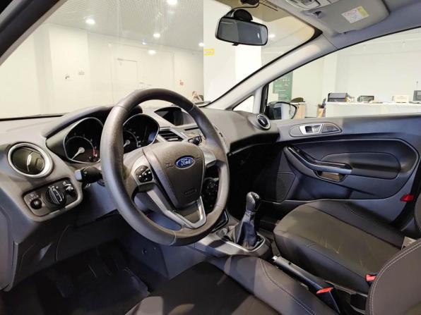 Ford Fiesta Mk6 Рестайлинг с пробегом 2015 года, цена 893 000 рублей, 76481 км, хэтчбек, Автокод Объявления