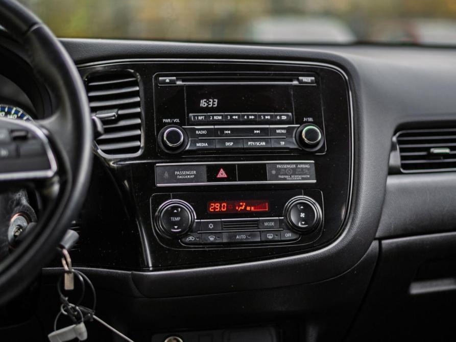 Mitsubishi Outlander III Рестайлинг 3 Санкт-Петербург  - изображение 9
