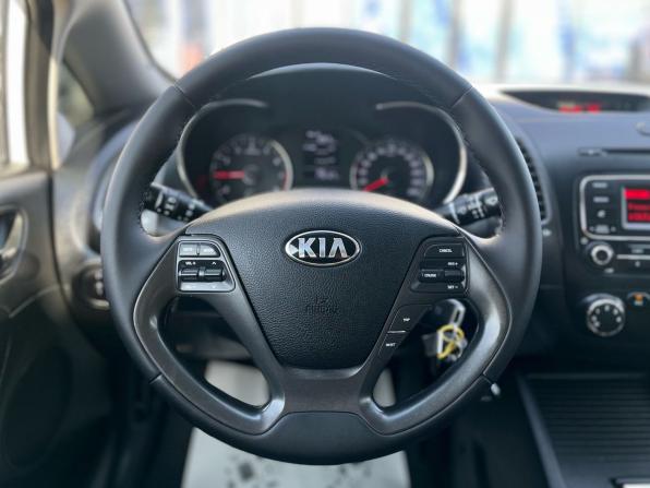 Kia Cerato III с пробегом 2013 года, цена 1 070 000 рублей, 179000 км, седан, Автокод Объявления