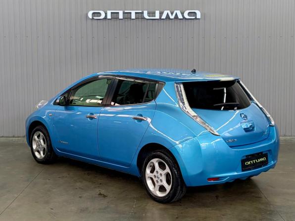 Nissan Leaf I (ZE0/AZE0) с пробегом 2011 года, цена 697 000 рублей, 71919 км, хэтчбек, Автокод Объявления