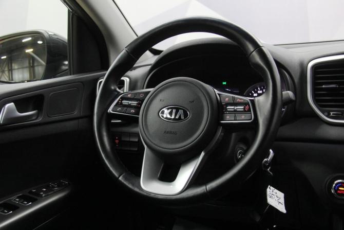 Kia Sportage IV Рестайлинг с пробегом 2021 года, цена 2 596 400 рублей, 113971 км, внедорожник, Автокод Объявления